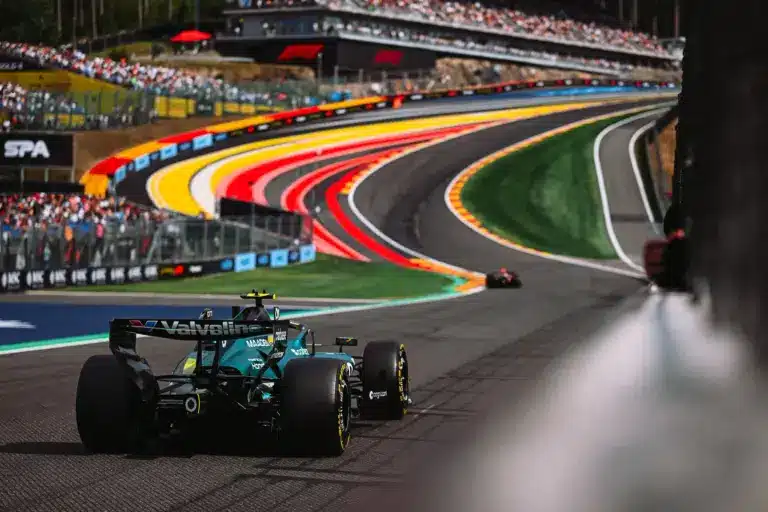 Újabb, váratlan szabályváltozás: így és ezért alakulnak át az F1-es autók 2027-re