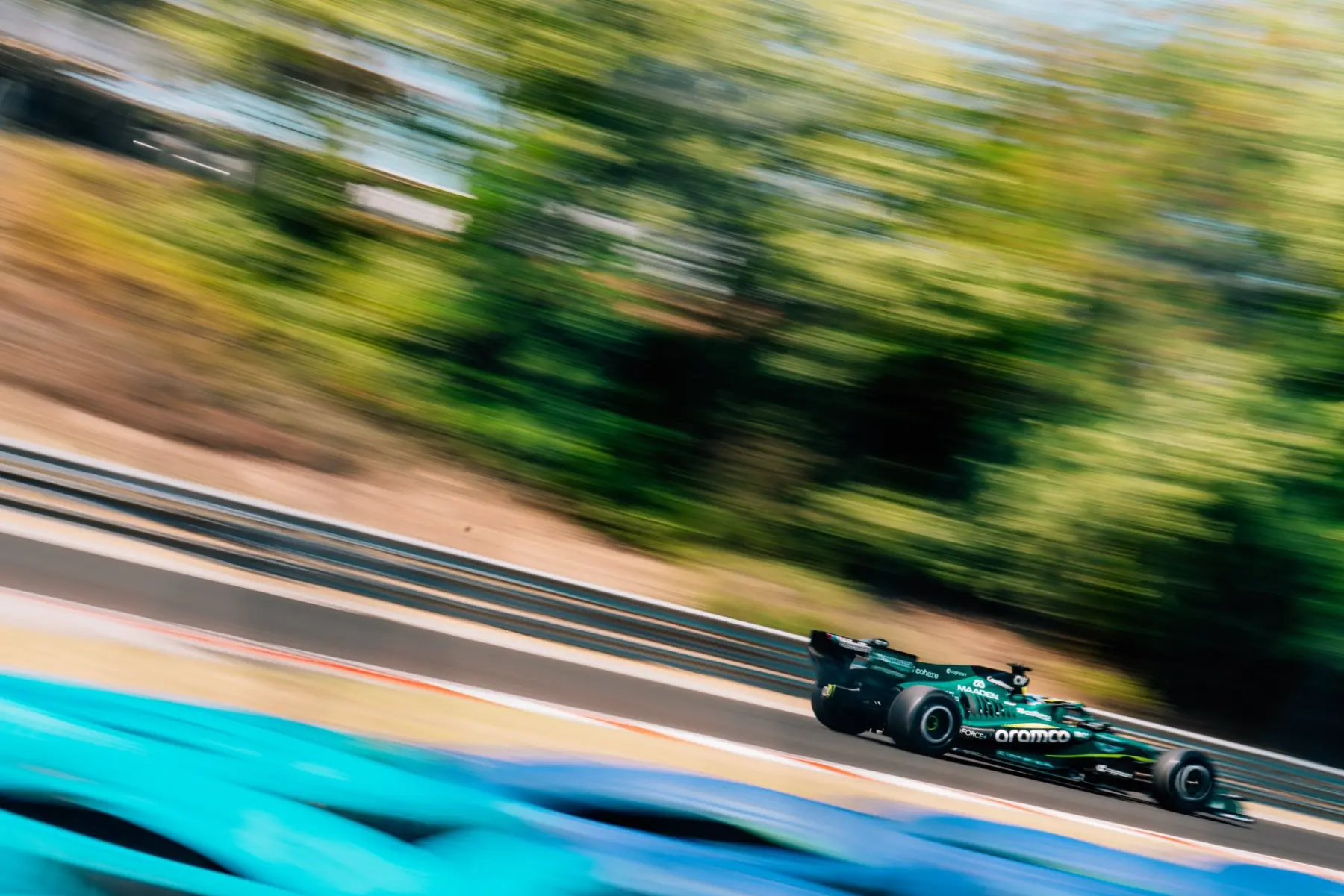 Jak Crawford, Aston Martin, Pirelli, teszt, Hungaroring