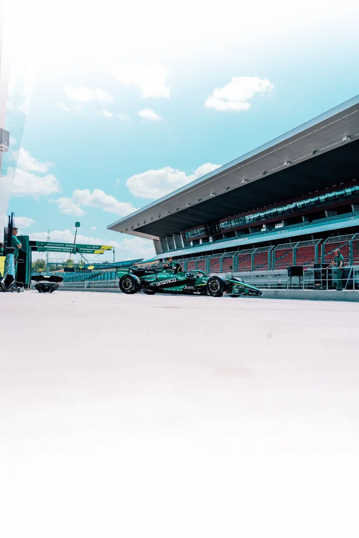Jak Crawford, Aston Martin, Pirelli, teszt, Hungaroring