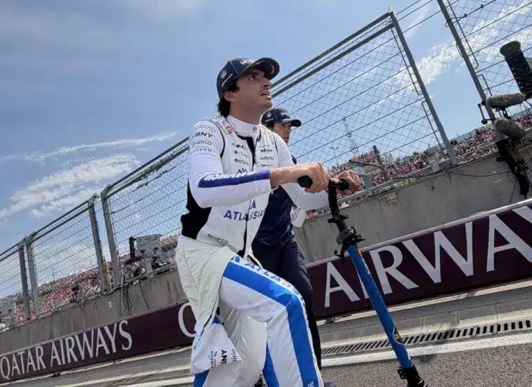 Sainz leléphet a Williamstől, de még tapasztaltabb versenyző jelentkezett a helyére