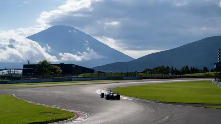 Ez a távoli teszt jelezheti, micsoda kötélhúzás folyik az egyik jövő évi F1-es ülésért