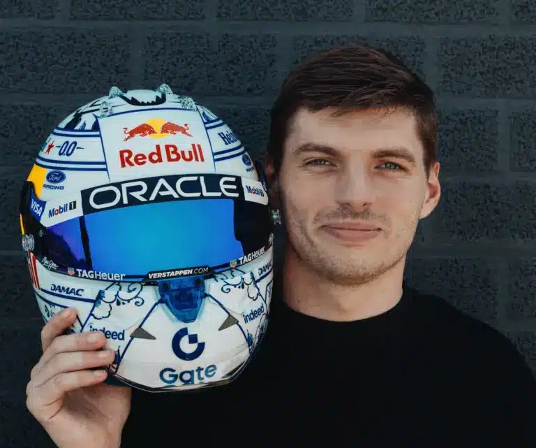 Verstappen felkészült a búcsúra, és ehhez a herendi helyett most másféle kerámiához nyúlt