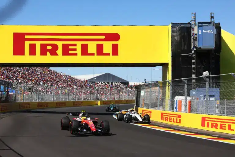 Forma-1, Lewis Hamilton, Ferrari, Carlos Sainz, Williams, Fernando Alonso, Aston Martin, Spanyol Nagydíj 2026, futam