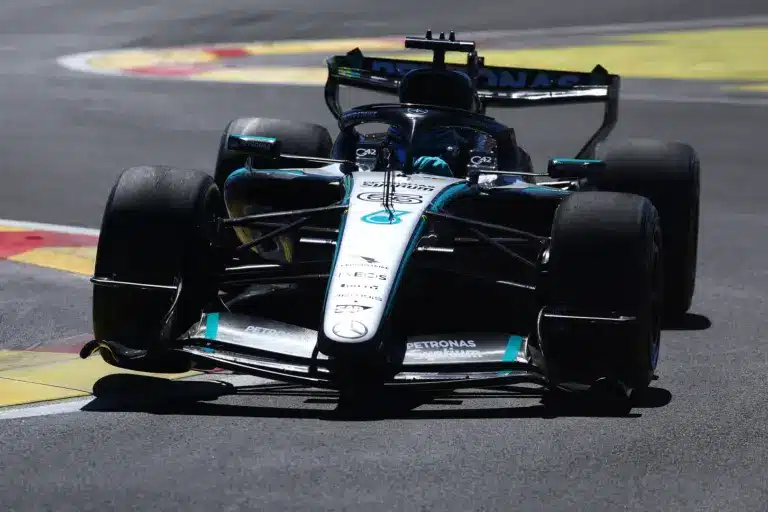Russell szerint ő, Leclerc, Piastri és Verstappen mind egy cipőben járnak idén az F1-ben